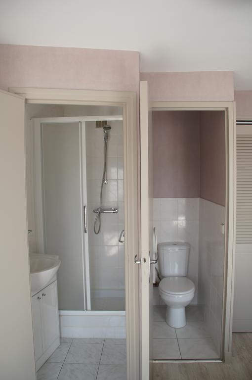 Hotel La Petite Cour Trouville-sur-Mer Zimmer foto