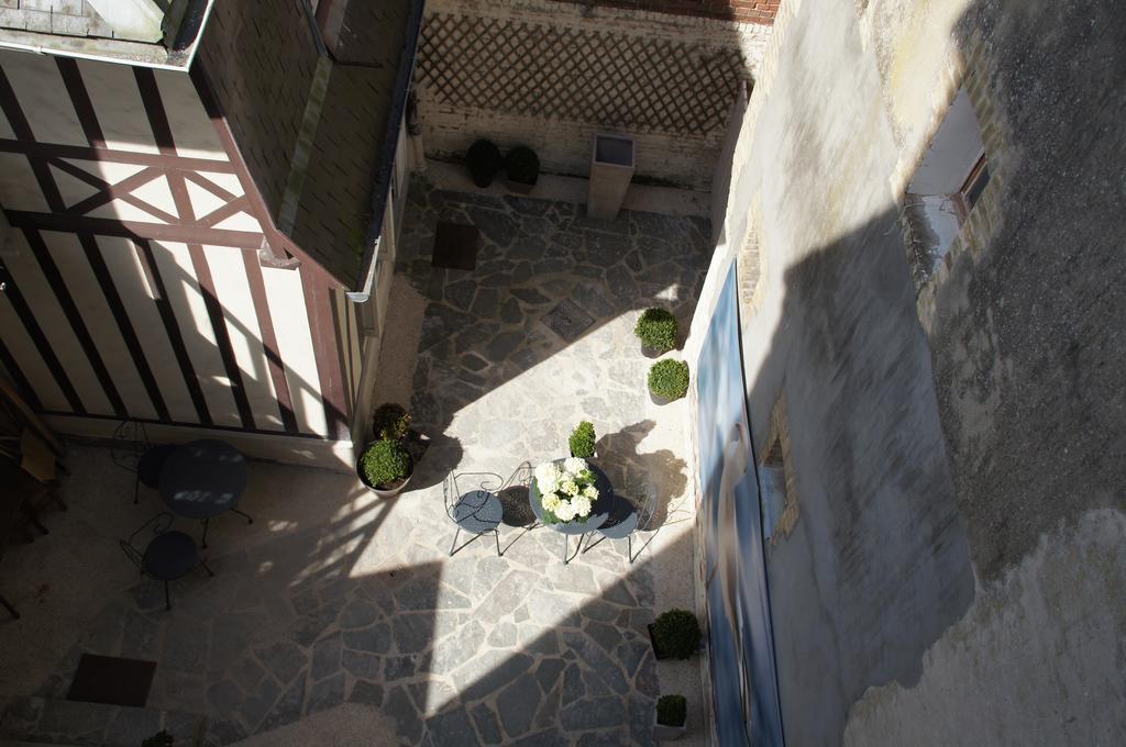 Hotel La Petite Cour Trouville-sur-Mer Exterior foto